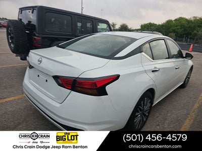 2025 Nissan Altima SV FWD