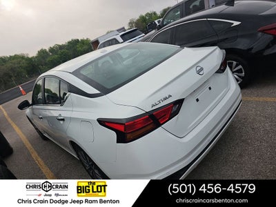 2025 Nissan Altima SV FWD