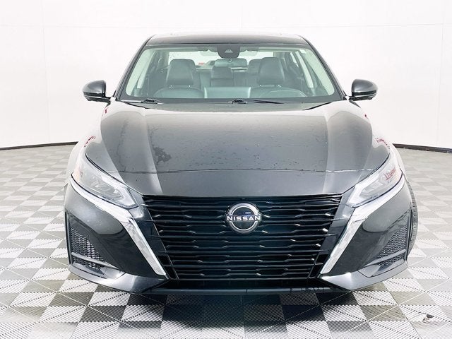 2023 Nissan Altima SL FWD