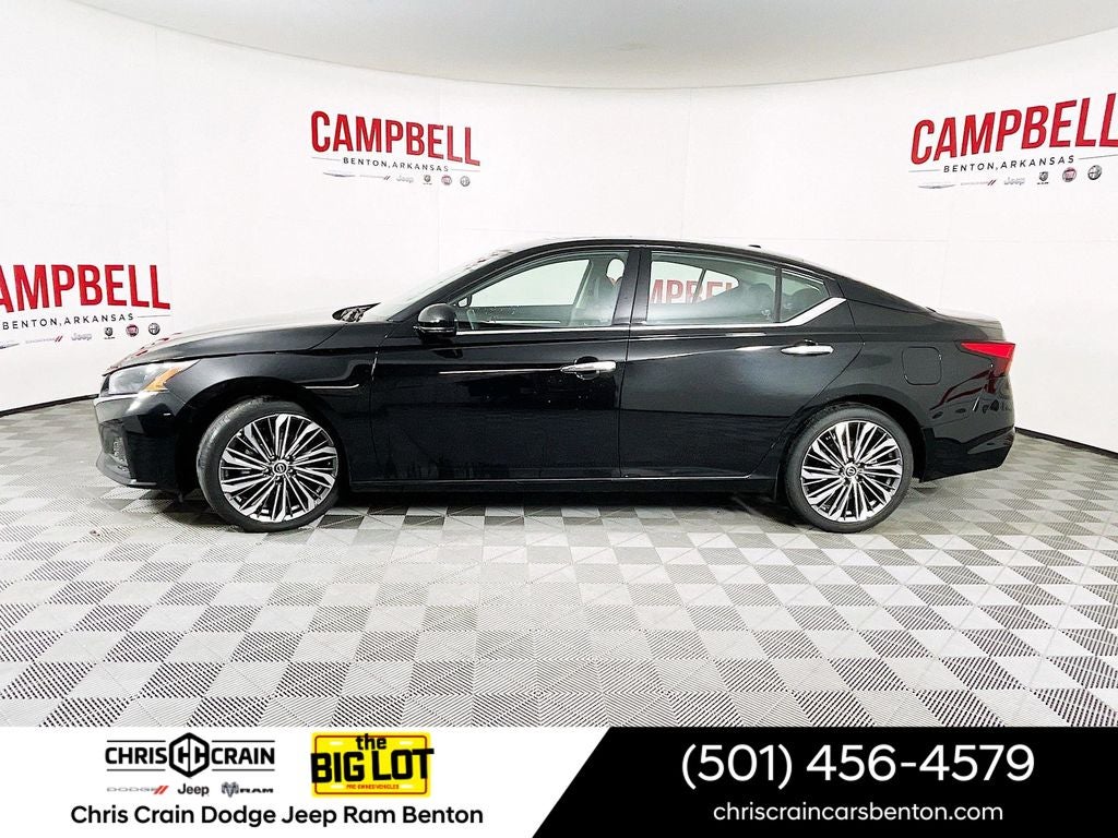 2023 Nissan Altima SL FWD