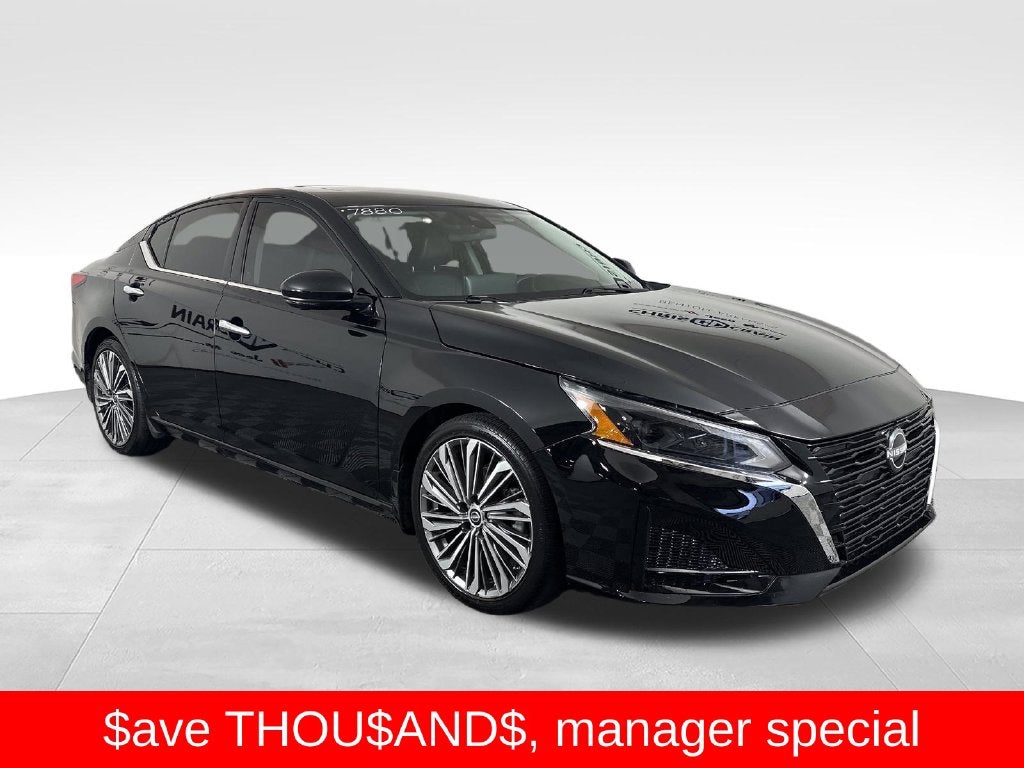 2023 Nissan Altima SL FWD