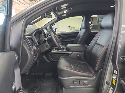 2023 Nissan TITAN Crew Cab PRO-4X 4x4