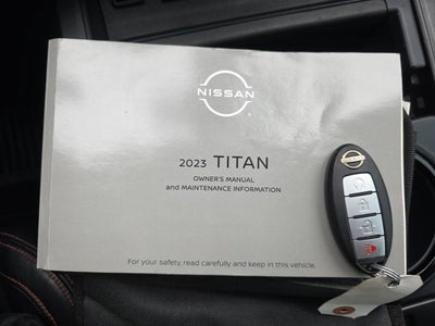 2023 Nissan TITAN Crew Cab PRO-4X 4x4