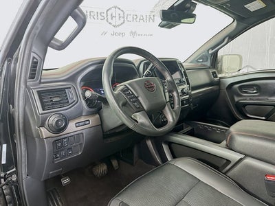2024 Nissan TITAN Crew Cab PRO-4X 4x4
