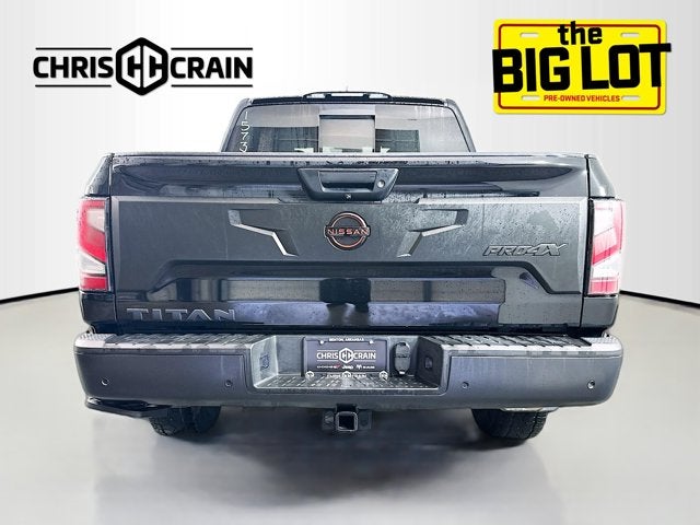 2024 Nissan TITAN Crew Cab PRO-4X 4x4