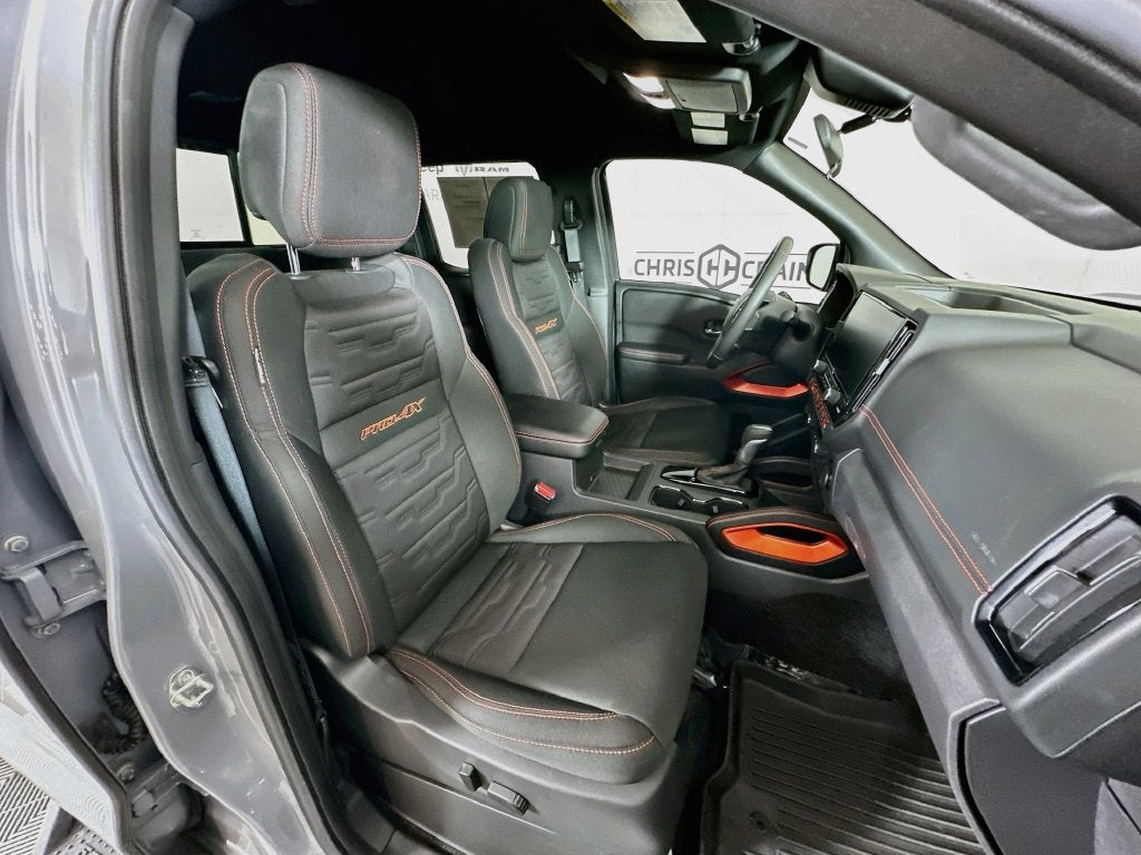 2025 Nissan Frontier Crew Cab PRO-4X 4x4