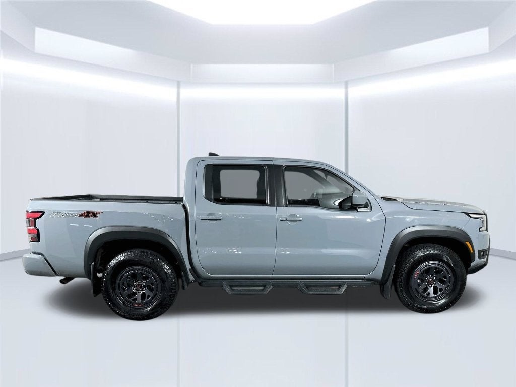 2025 Nissan Frontier Crew Cab PRO-4X 4x4