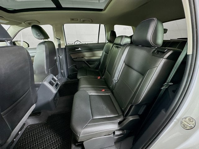 2023 Volkswagen Atlas 3.6L V6 SEL R-Line Black