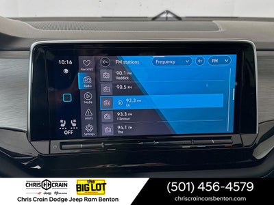 2025 Volkswagen Atlas Cross Sport 2.0T SE w/Technology