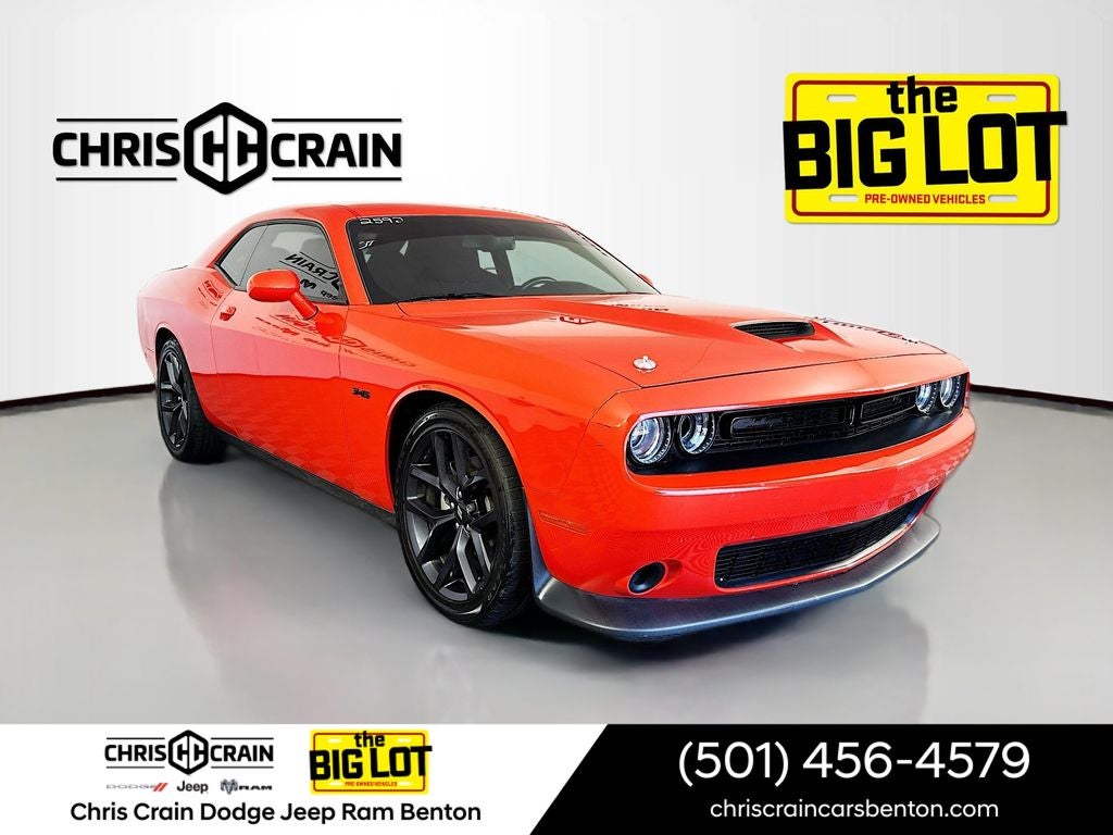 2023 Dodge Challenger R/T's photo