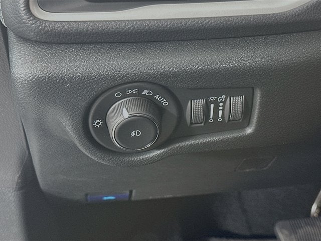 2025 Chrysler Pacifica PACIFICA SELECT