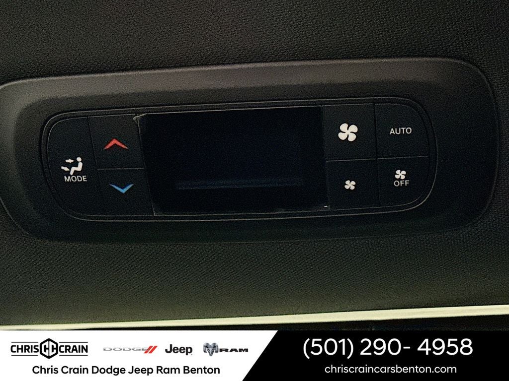 2026 Chrysler Voyager VOYAGER LX