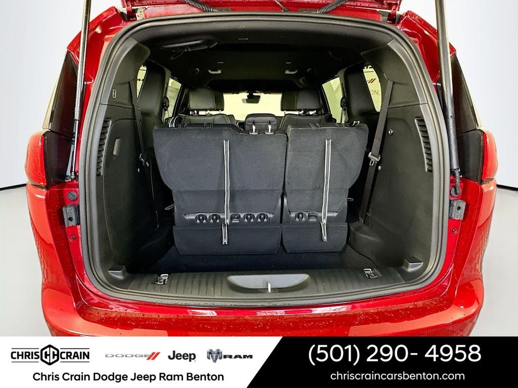 2026 Chrysler Voyager VOYAGER LX