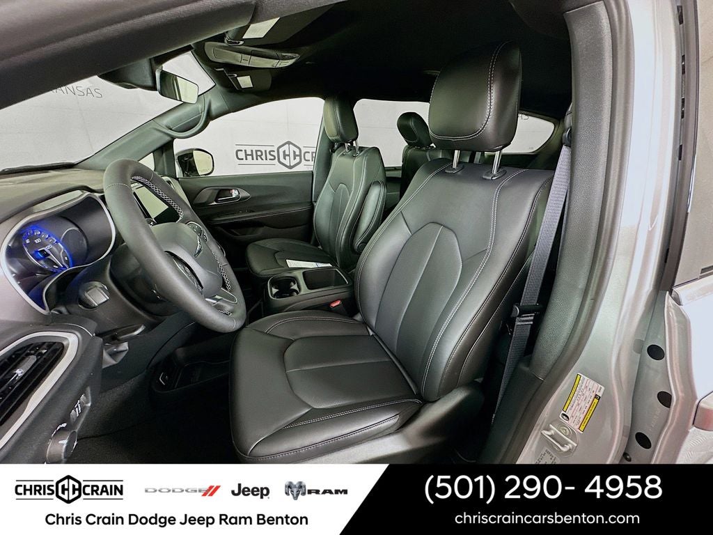 2026 Chrysler Voyager VOYAGER LX