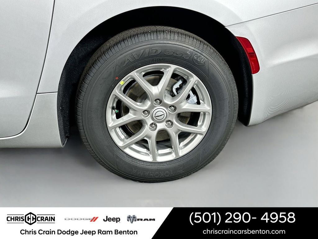 2026 Chrysler Voyager VOYAGER LX