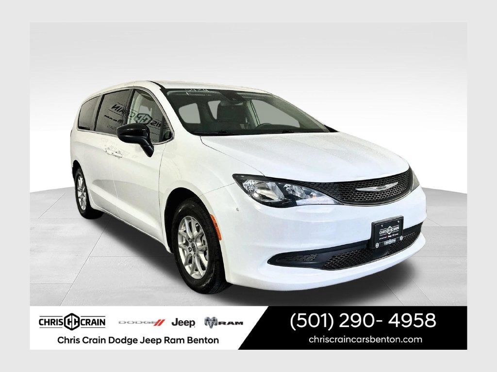 2024 Chrysler Voyager LX