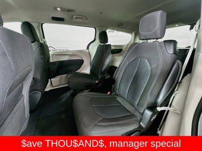 2024 Chrysler Voyager LX