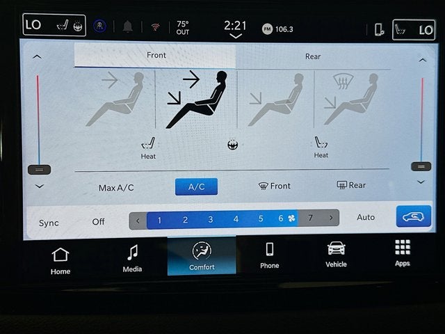 2026 Chrysler Voyager VOYAGER LX