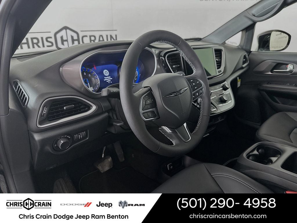 2026 Chrysler Voyager VOYAGER LX