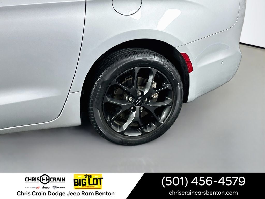 2023 Chrysler Pacifica Touring L AWD