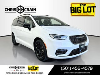 2023 Chrysler Pacifica Limited AWD