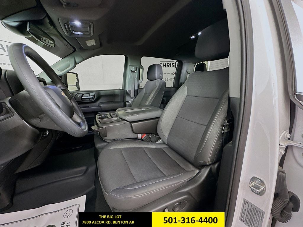 2024 Chevrolet Silverado 2500HD 4WD Crew Cab Standard Bed Custom