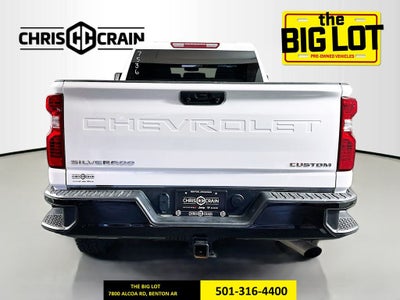 2024 Chevrolet Silverado 2500HD 4WD Crew Cab Standard Bed Custom