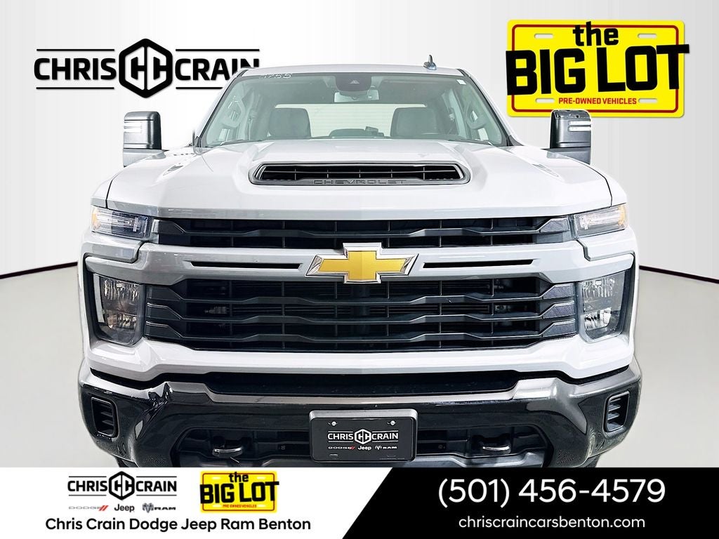 2024 Chevrolet Silverado 2500HD 4WD Crew Cab Standard Bed Custom