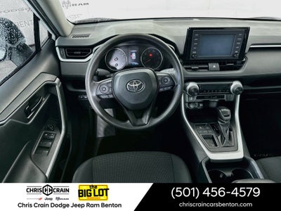 2019 Toyota RAV4 LE