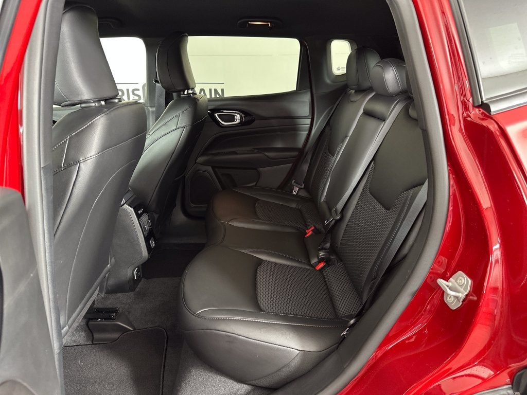 2027 Jeep Compass COMPASS LATITUDE ALTITUDE 4X4