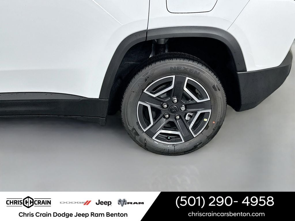 2026 Jeep Cherokee CHEROKEE LAREDO 4X4