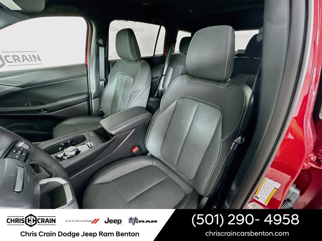 2026 Jeep Cherokee CHEROKEE LAREDO 4X4