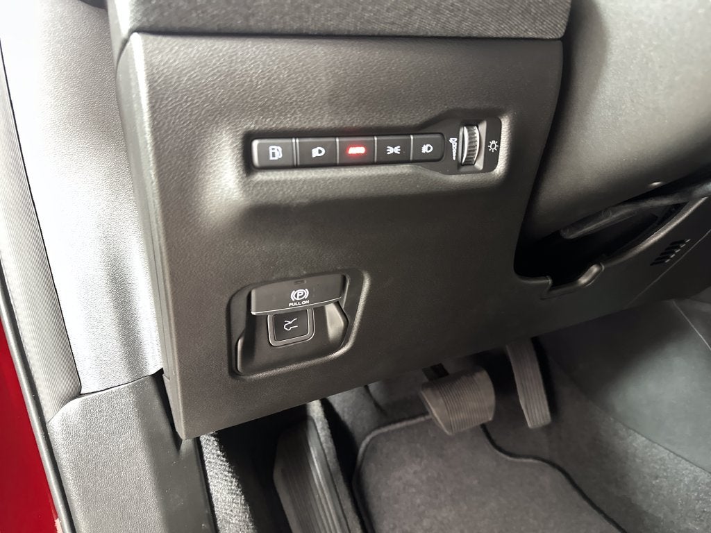 2027 Jeep Cherokee CHEROKEE LAREDO 4X4