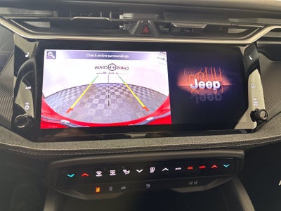 2027 Jeep Cherokee CHEROKEE LAREDO 4X4