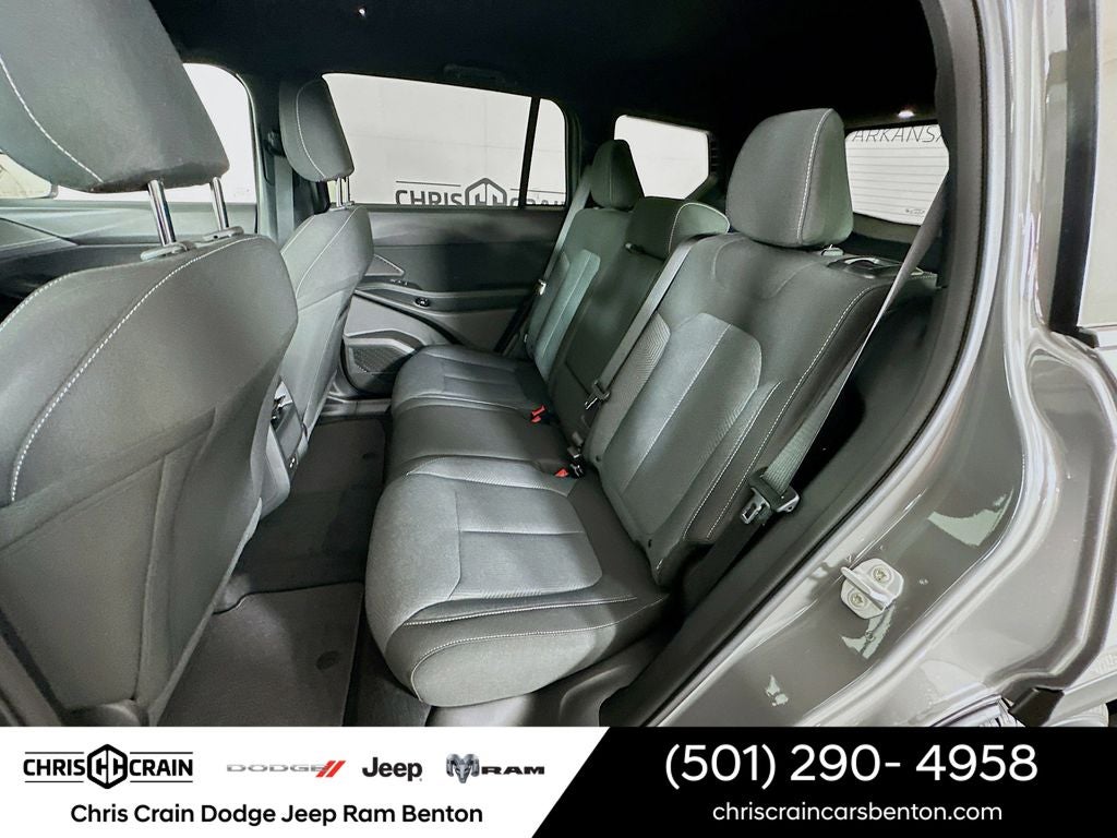 2026 Jeep Cherokee CHEROKEE LAREDO 4X4