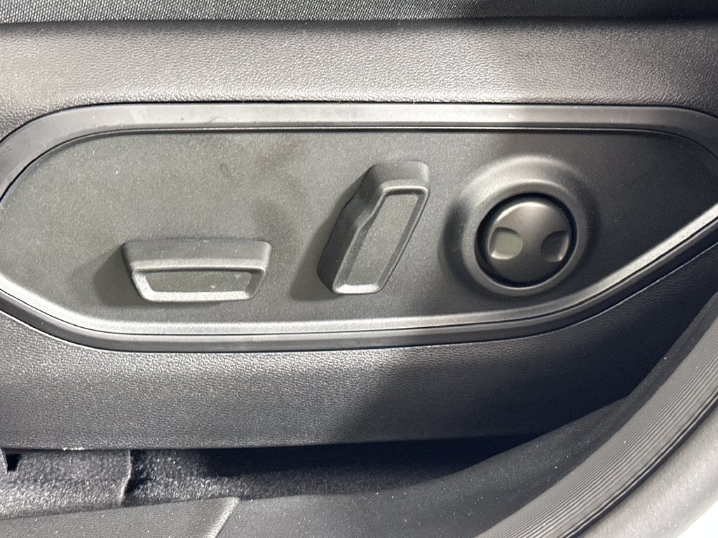 2027 Jeep Cherokee CHEROKEE LIMITED ALTITUDE 4X4