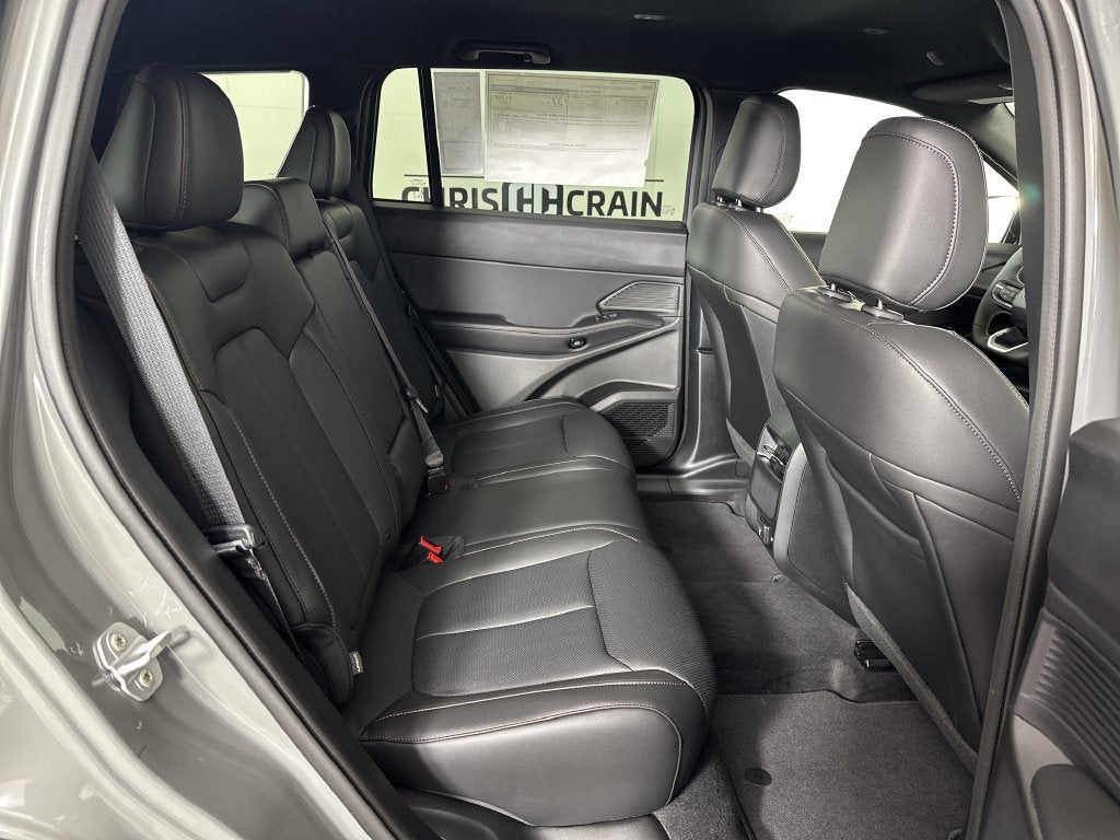 2027 Jeep Cherokee CHEROKEE LIMITED ALTITUDE 4X4