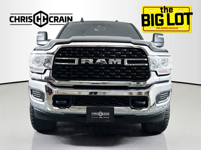 2024 RAM 3500 Tradesman Crew Cab 4x4 6'4' Box