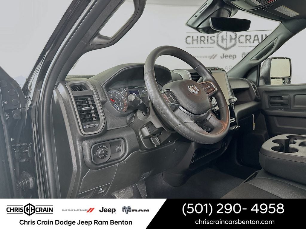 2026 RAM Ram 2500 RAM 2500 BLACK EXPRESS CREW CAB 4X4 6'4' BOX