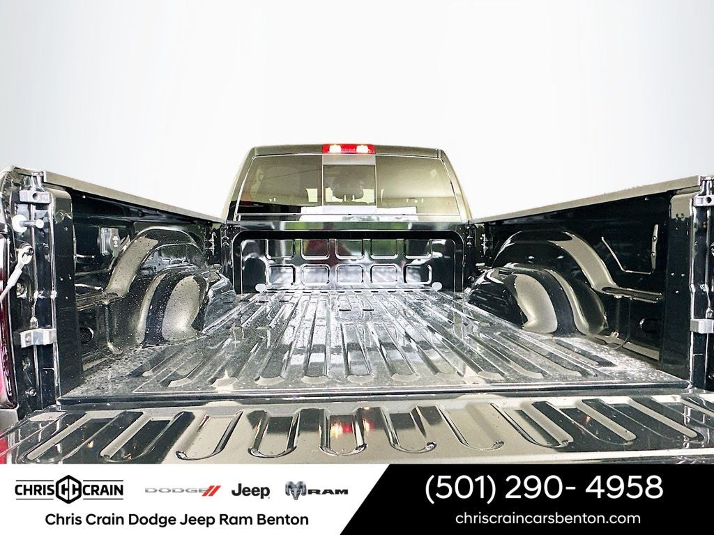 2026 RAM Ram 2500 RAM 2500 BLACK EXPRESS CREW CAB 4X4 6'4' BOX