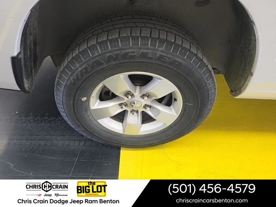 2022 RAM 1500 Classic Tradesman Regular Cab 4x2 8' Box