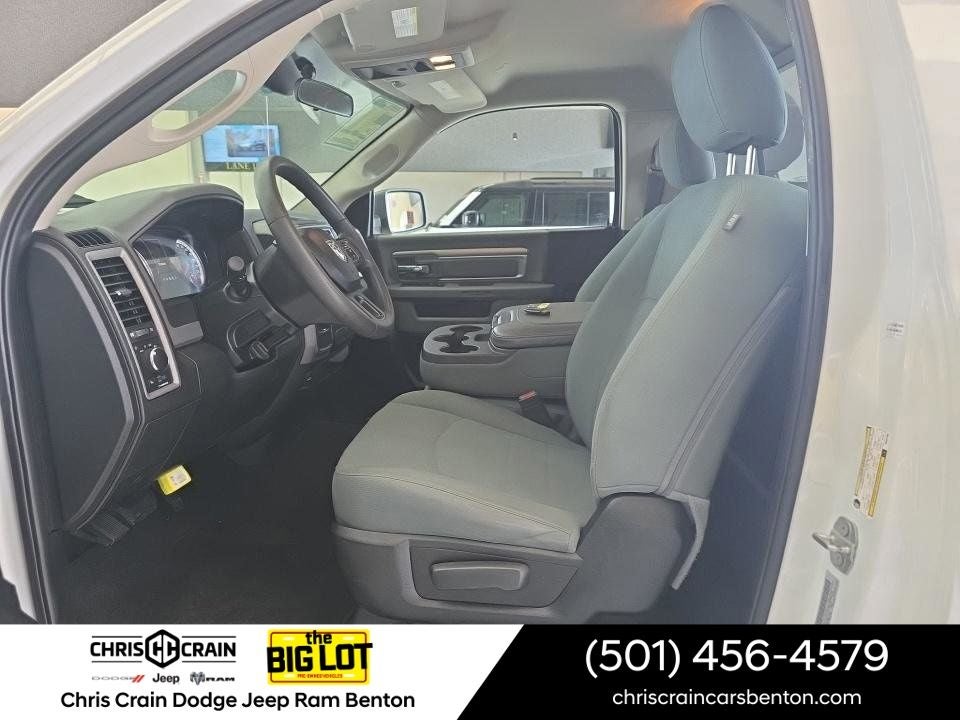2019 RAM 1500 Classic Tradesman Regular Cab 4x2 8' Box
