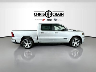 2027 RAM Ram 1500 RAM 1500 EXPRESS CREW CAB 4X4 5'7' BOX