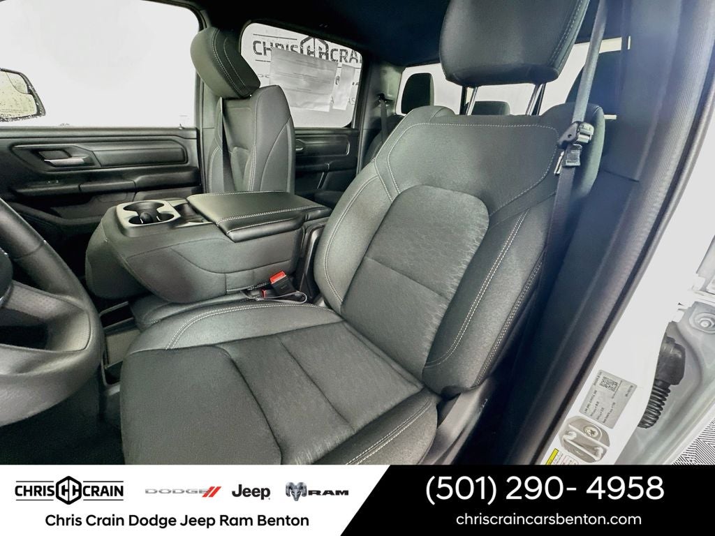 2026 RAM 1500 RAM 1500 EXPRESS CREW CAB 4X4 5'7' BOX