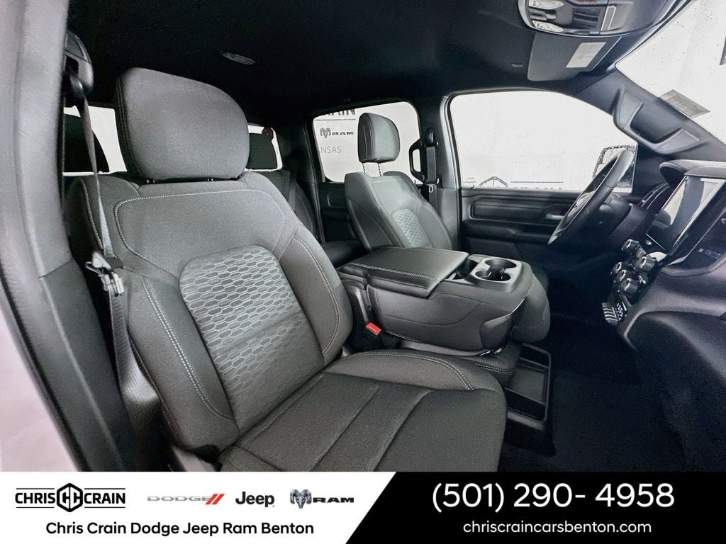 2026 RAM 1500 RAM 1500 EXPRESS CREW CAB 4X4 5'7' BOX