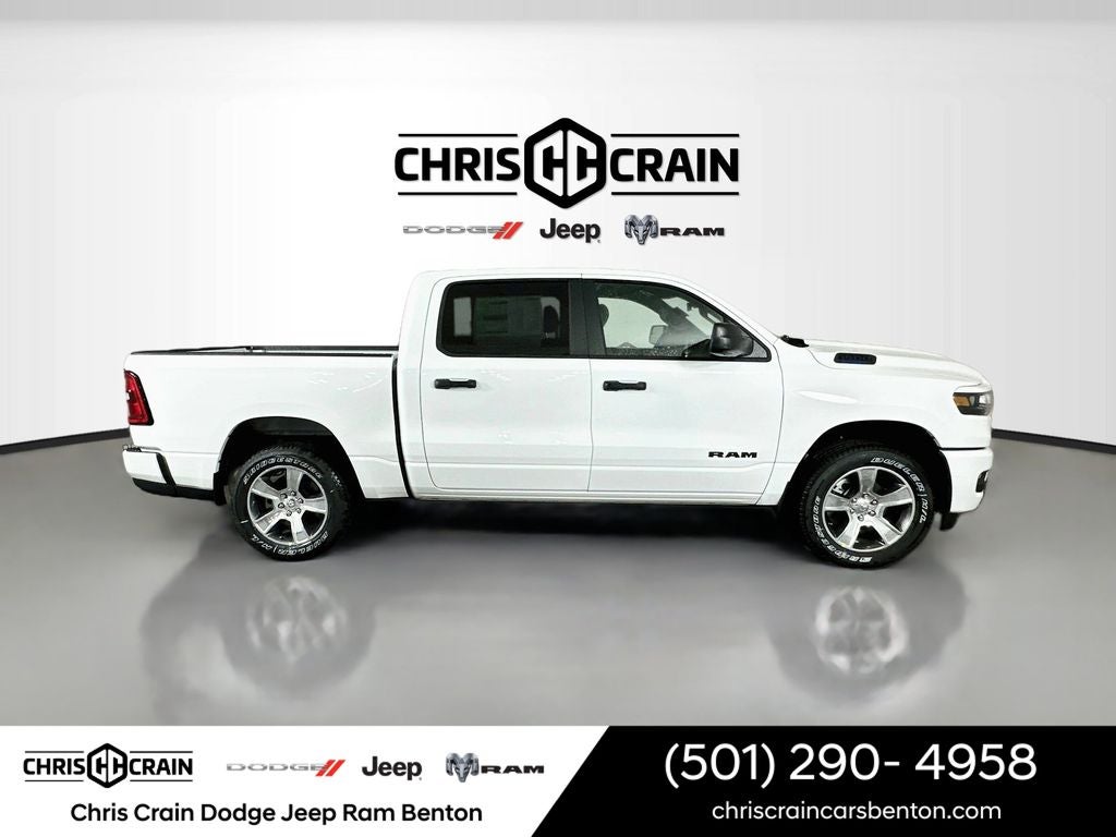 2026 RAM 1500 RAM 1500 EXPRESS CREW CAB 4X4 5'7' BOX