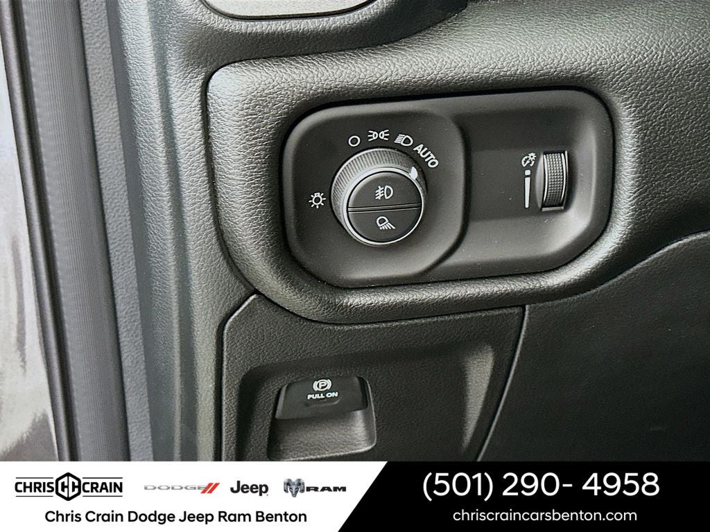 2026 RAM Ram 1500 RAM 1500 EXPRESS CREW CAB 4X4 5'7' BOX