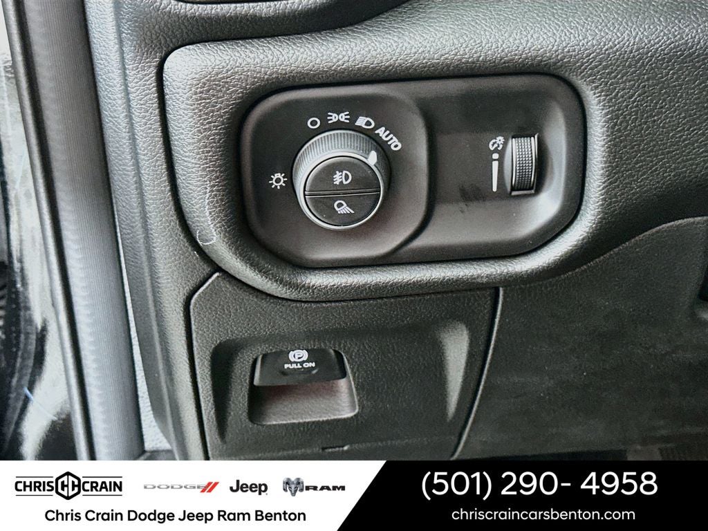 2026 RAM 1500 RAM 1500 EXPRESS CREW CAB 4X4 5'7' BOX