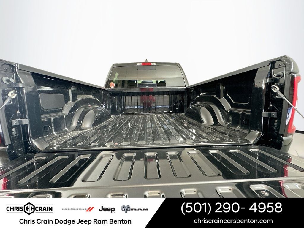 2026 RAM 1500 RAM 1500 EXPRESS CREW CAB 4X4 5'7' BOX