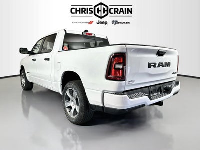 2027 RAM Ram 1500 RAM 1500 EXPRESS CREW CAB 4X4 5'7' BOX